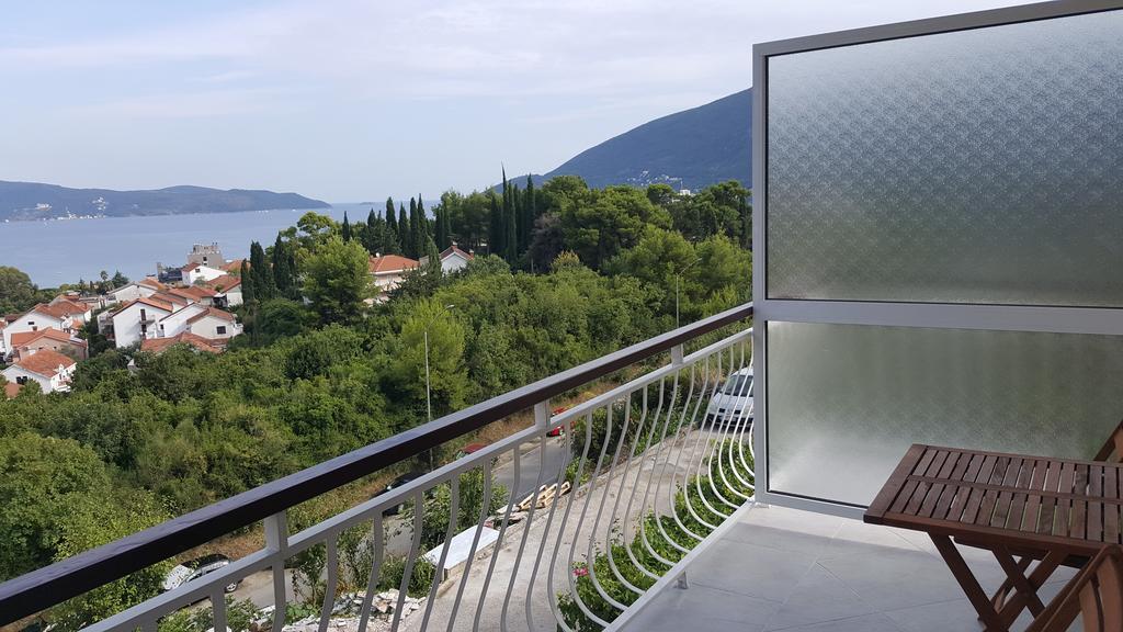 Apartments La Dolce Vita Herceg Novi Ngoại thất bức ảnh