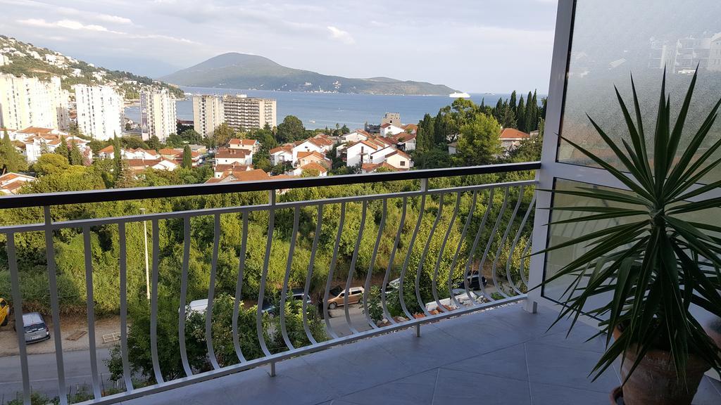 Apartments La Dolce Vita Herceg Novi Ngoại thất bức ảnh