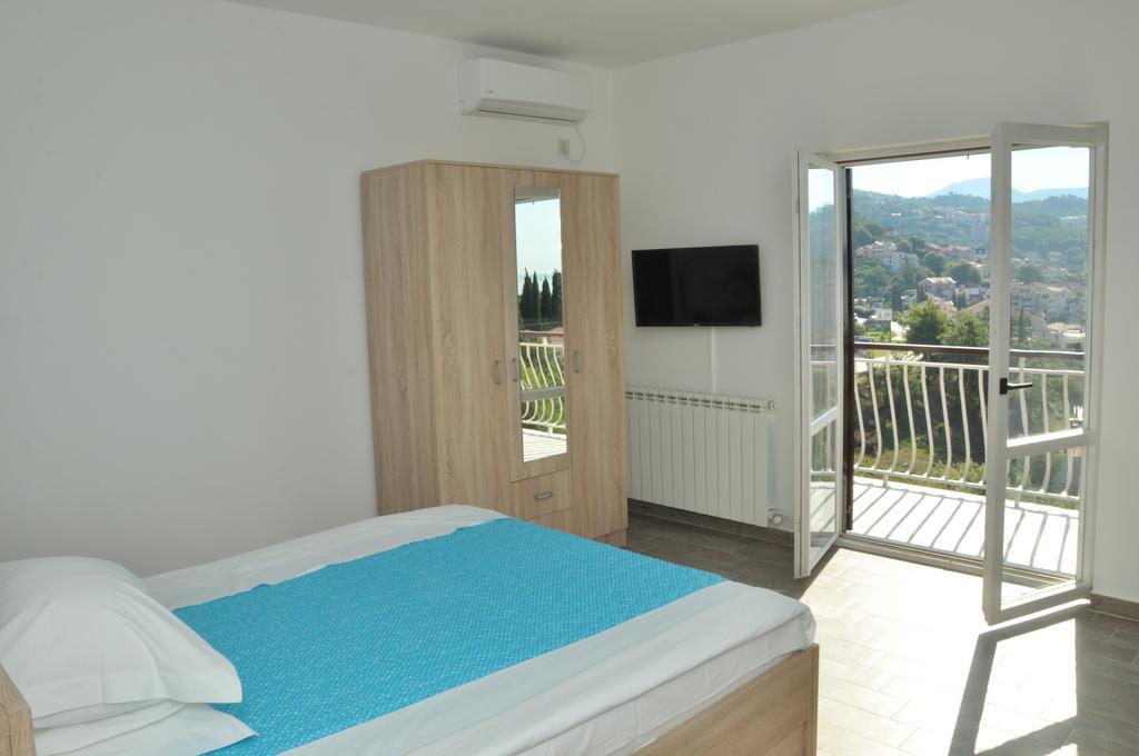 Apartments La Dolce Vita Herceg Novi Ngoại thất bức ảnh