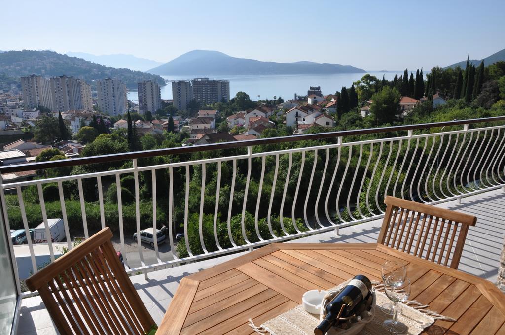 Apartments La Dolce Vita Herceg Novi Ngoại thất bức ảnh
