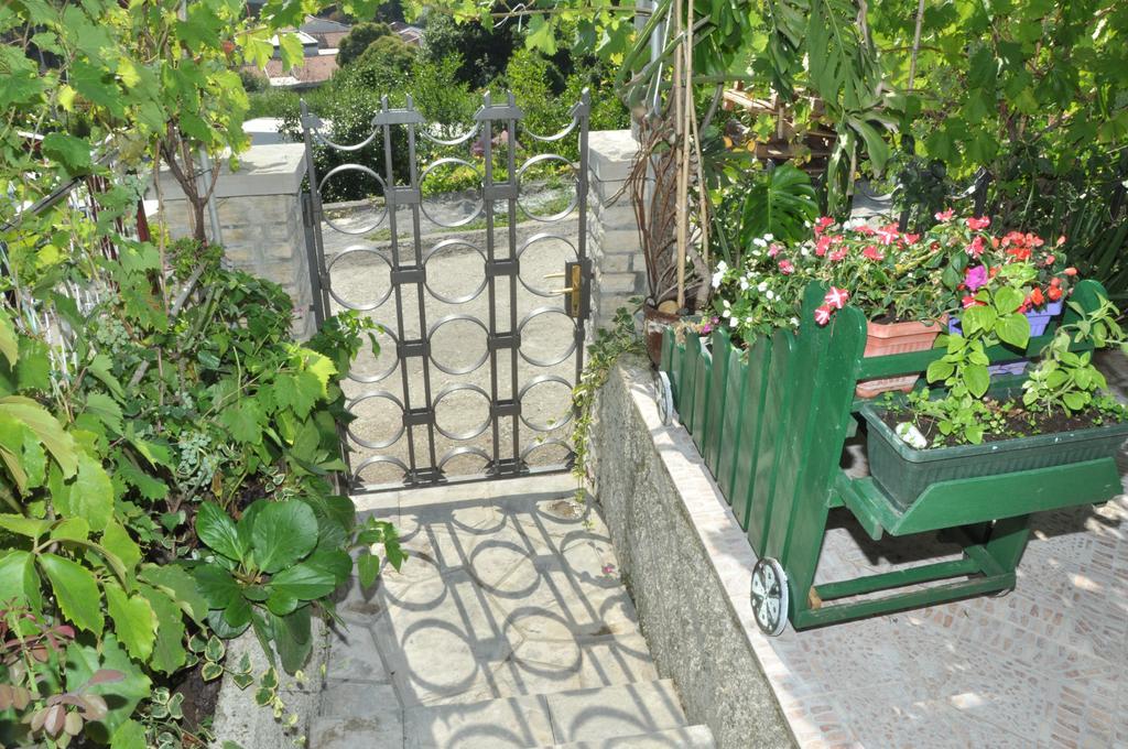 Apartments La Dolce Vita Herceg Novi Ngoại thất bức ảnh