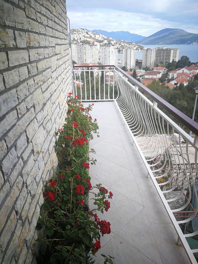 Apartments La Dolce Vita Herceg Novi Ngoại thất bức ảnh